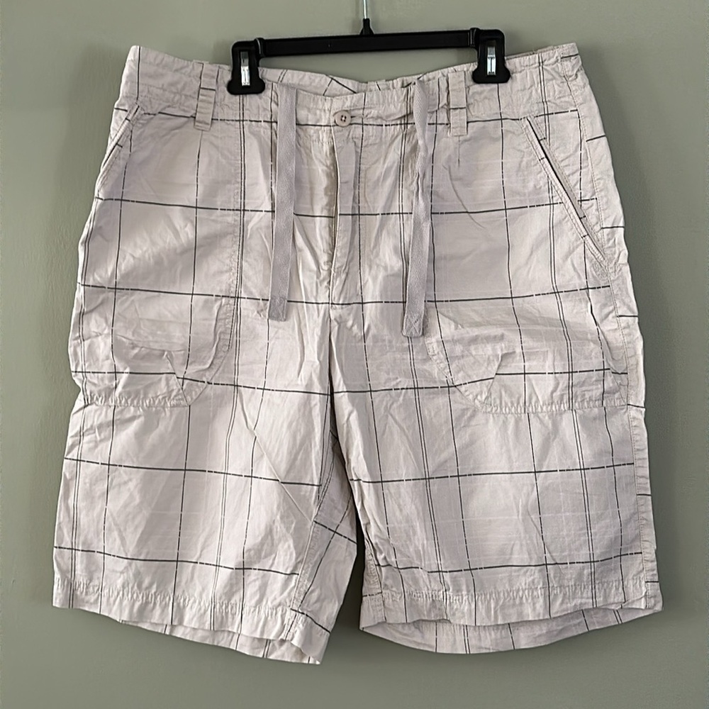 Nike Golf Shorts Off White/Gray PlaidCheck Pattern Zip Fly Hidden Adjustable Tie